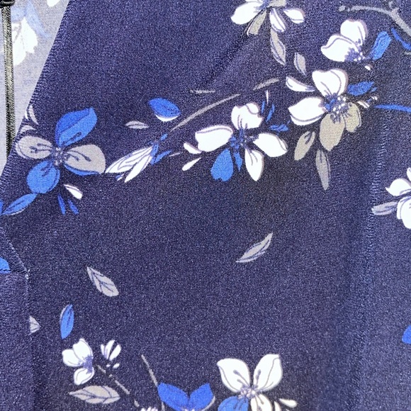 41 Hawthorn Floral Blouse XSP NWT - Picture 2 of 3